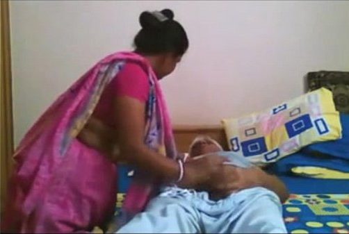 Tamil Old Sex - South Indian pengal ookum porn videos - Tamil Sex Videos - Page 48 of 66