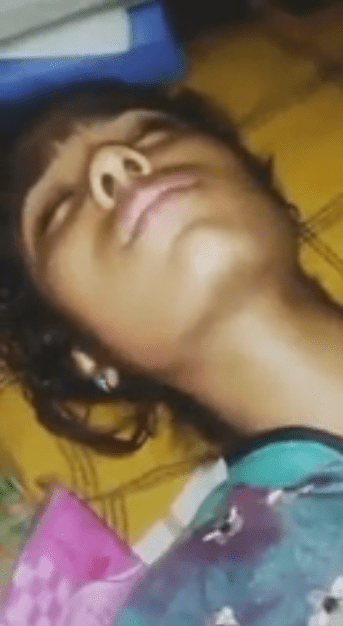 Tamilsistersex - Tamil sister urangumpothu nirvanamaga padam edukum sex video