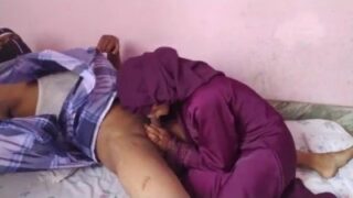 Kerala jasheera aunty oombi doggy sex vangukiral