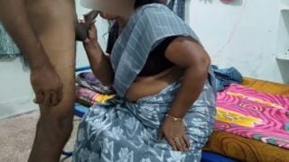 Coimbatore village aunty velaikraan udan saree ool panugiraal